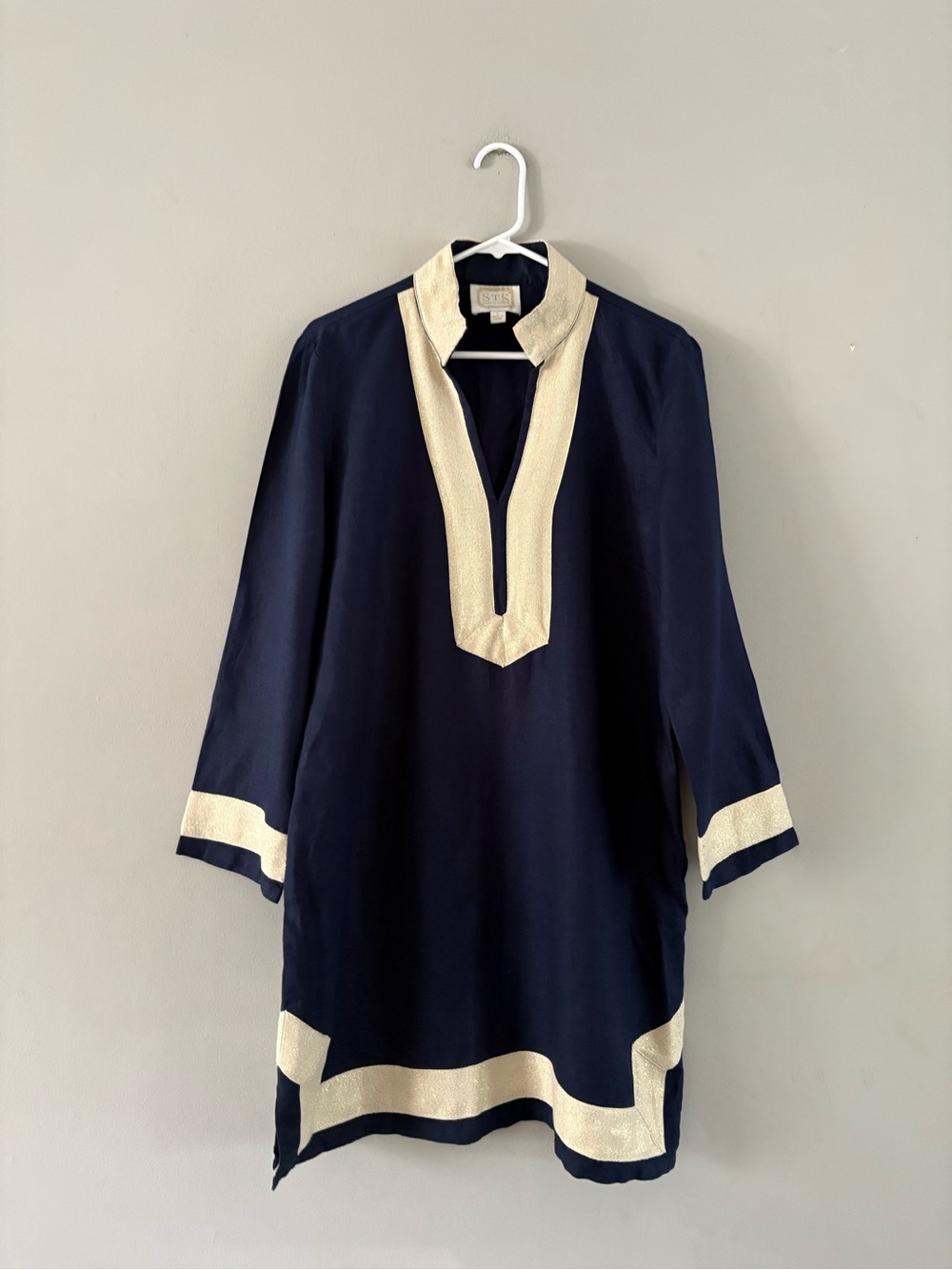Sail to Sable  Linen Navy Tunic with Cream Trim